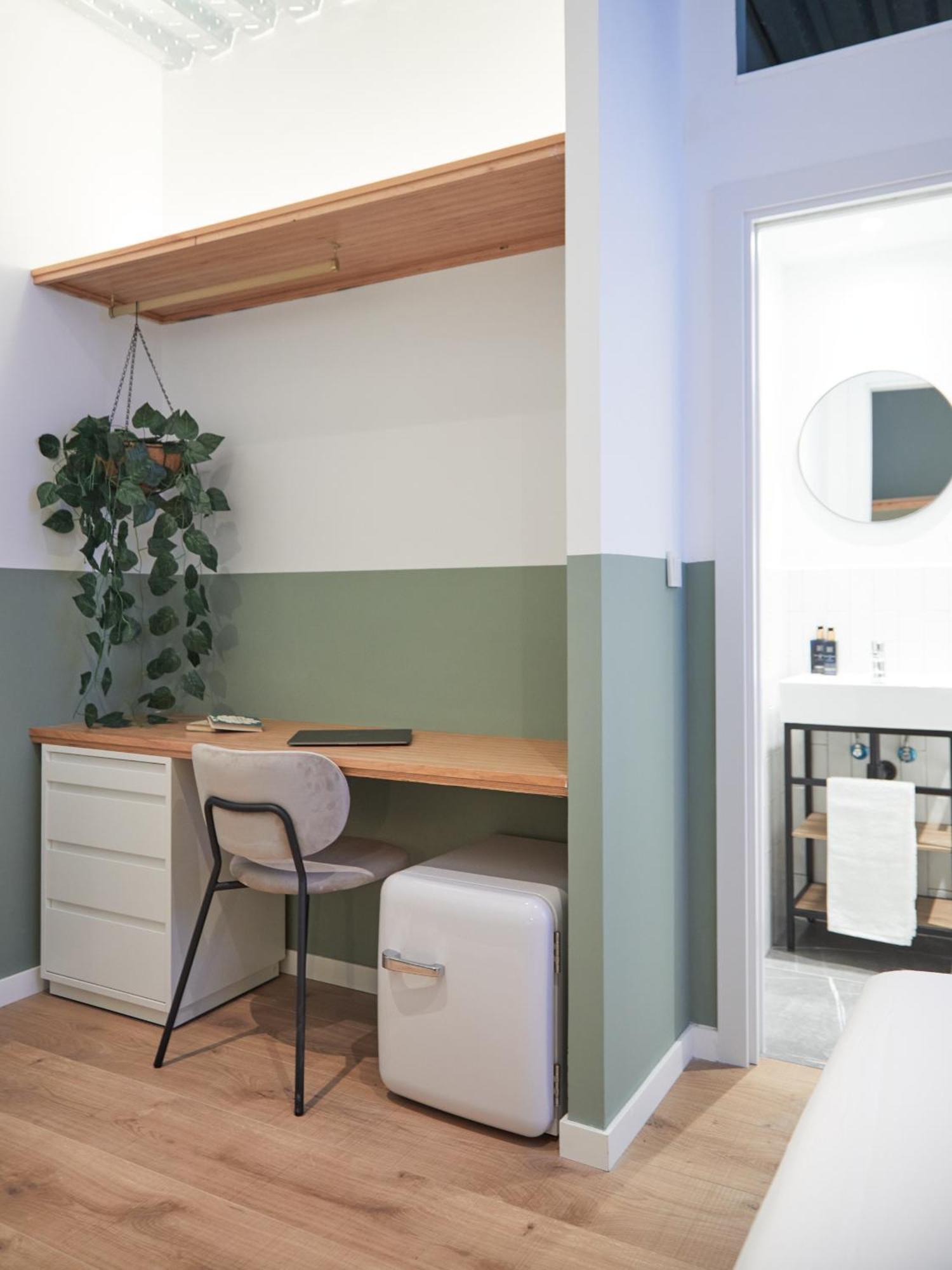 Ola Living Hostal Tetuan Madrid Exterior foto